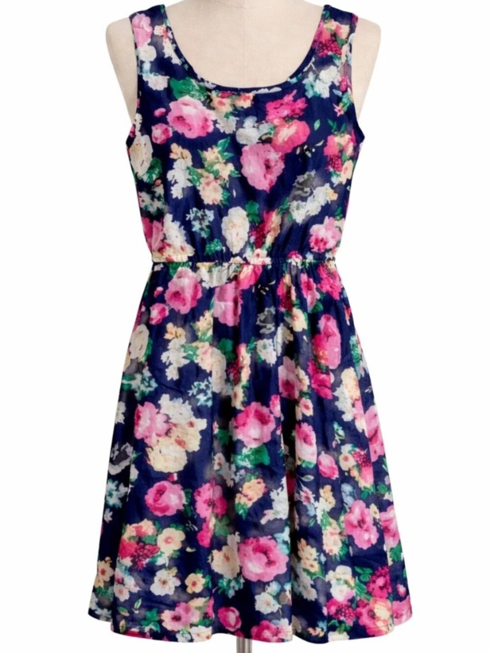 Liva Girl Women's Medium Floral Mini Dress NWT Short Sleeve Casual Summer Dress